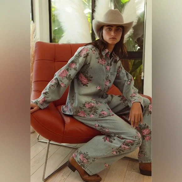 Denim floral washed button shirt elastic waist wide leg boho bohemian pant set - Picture 4 of 11